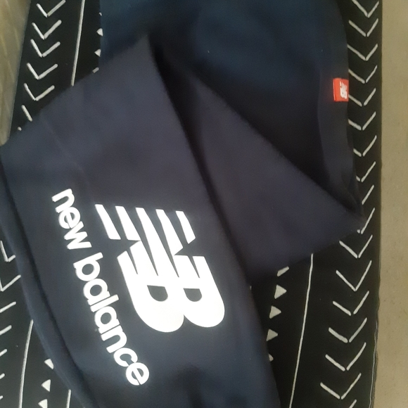 New Balance sweatpants dark blue youths - Picture 6 of 7